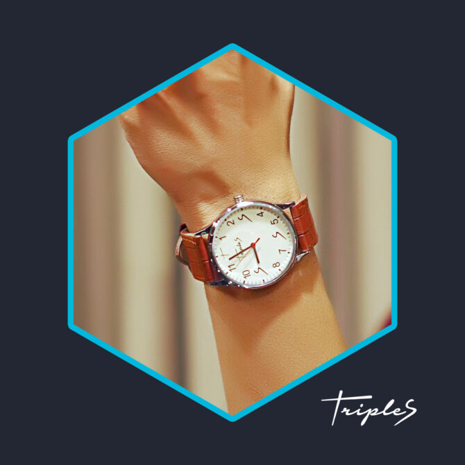 Alpha Ivory Analogue Watch of brand Triple S