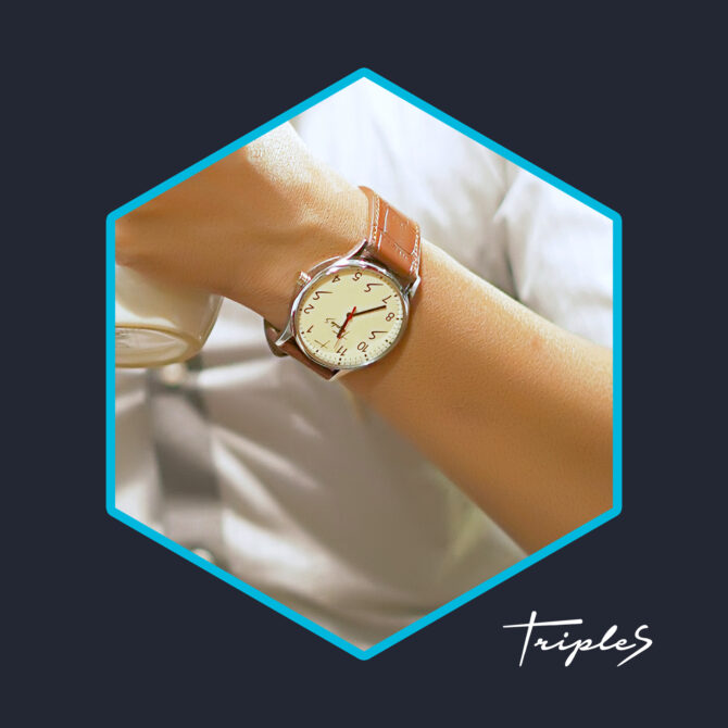 Alpha Ivory Analogue Watch of brand Triple S